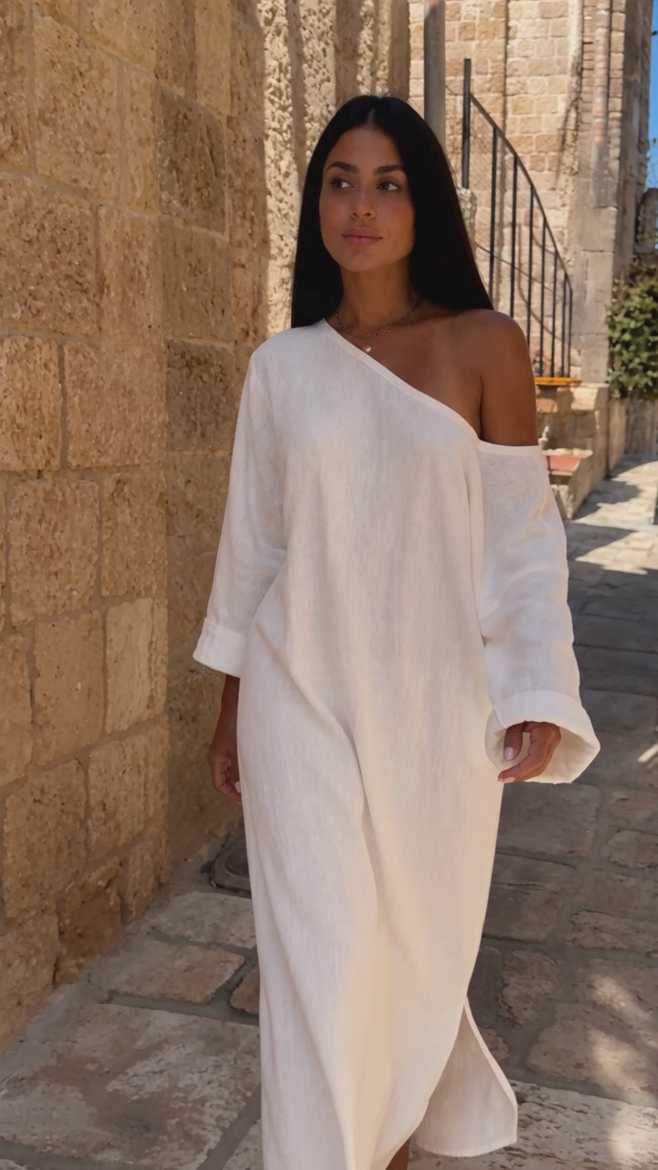השמלה בתנועה